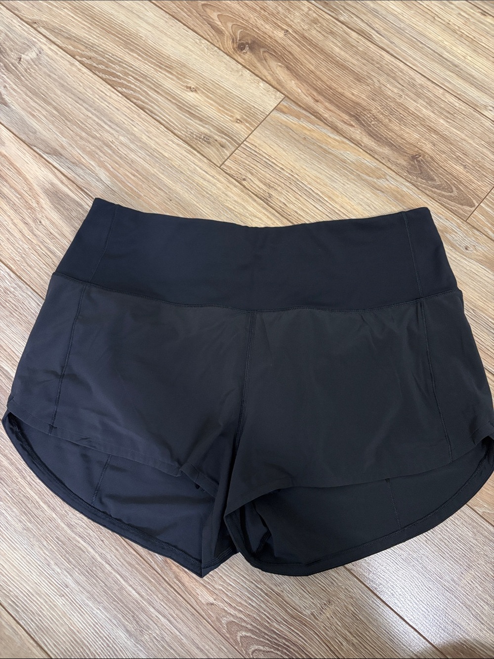 Lululemon Speed Up Short High Rise 2.5”
